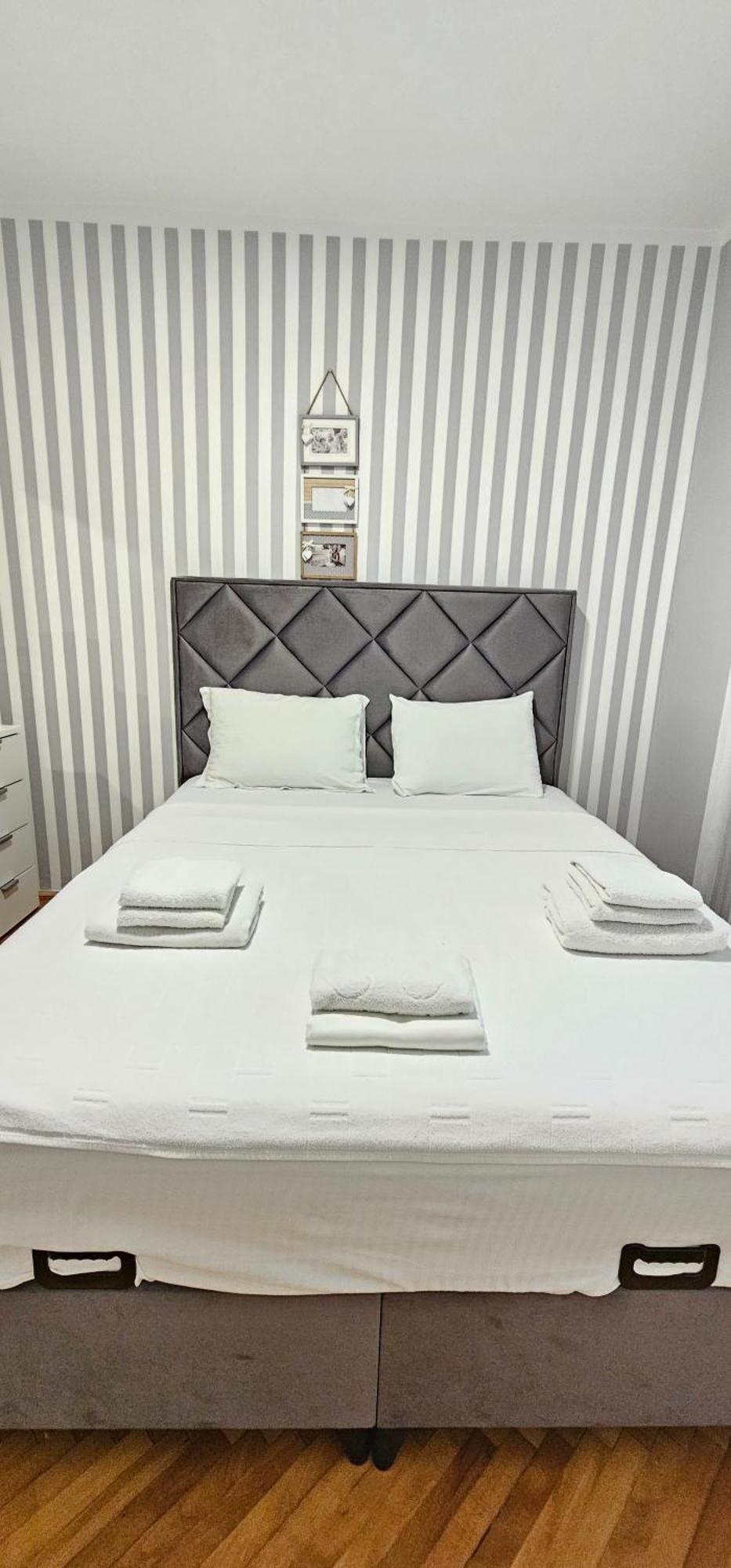 Apartments Popovic Котор Экстерьер фото