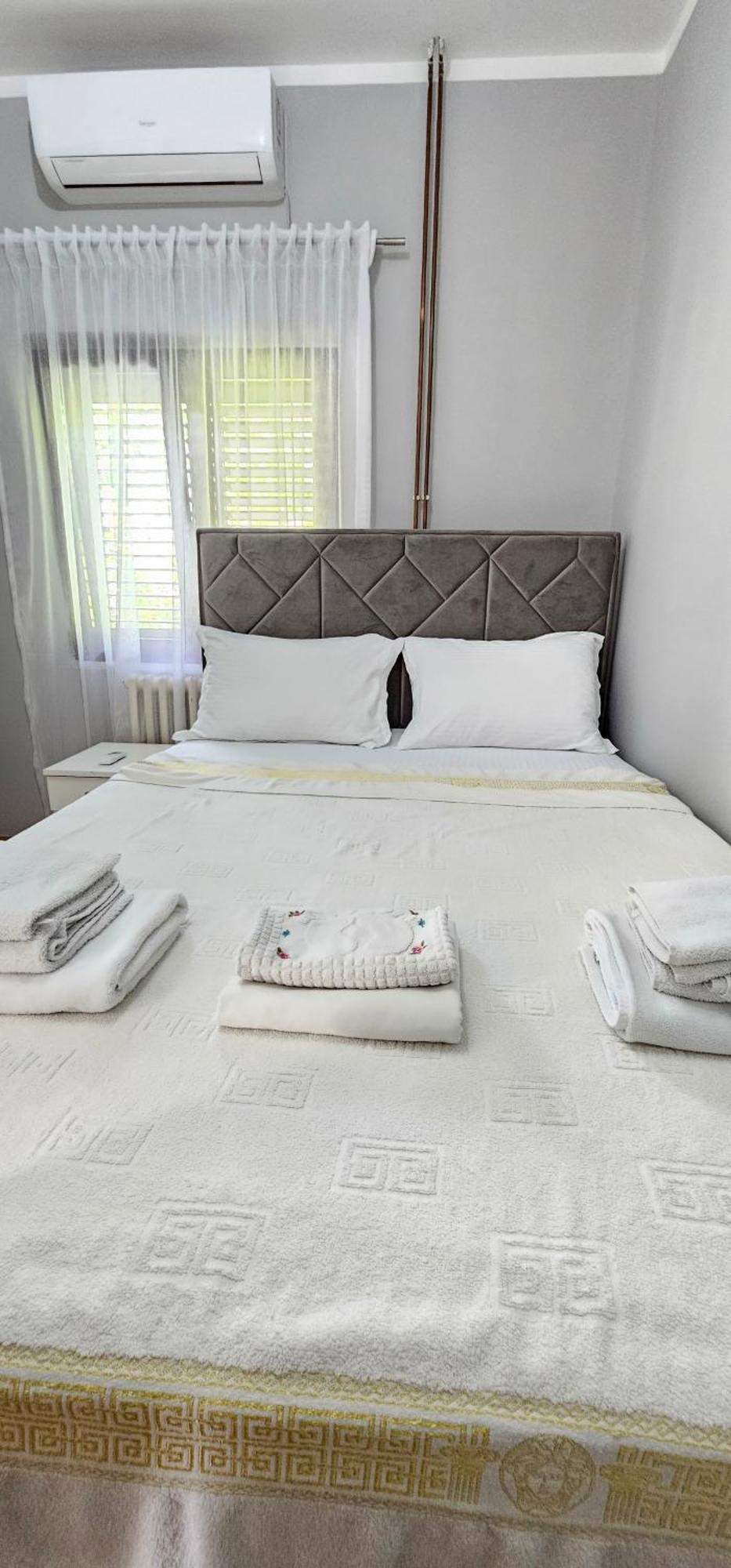 Apartments Popovic Котор Экстерьер фото